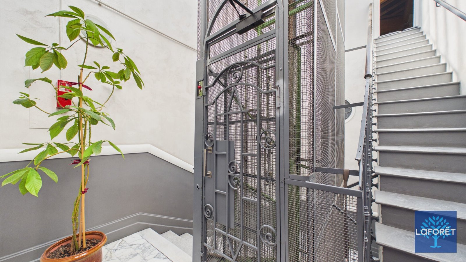 Property photo in Carre d'Argent