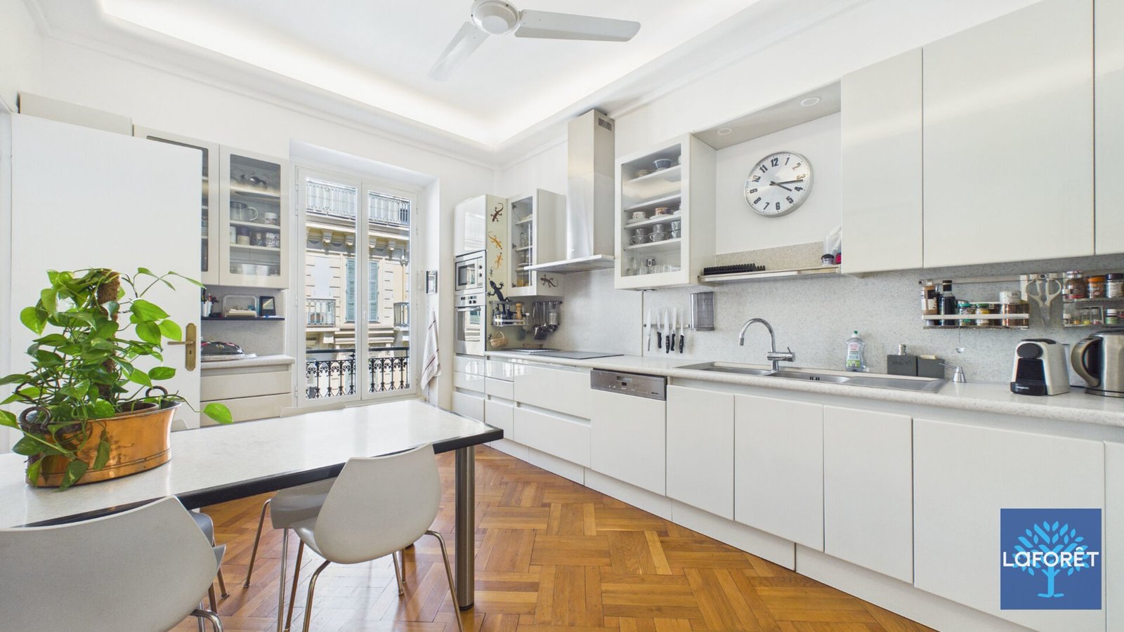 Property photo in Carre d'Argent