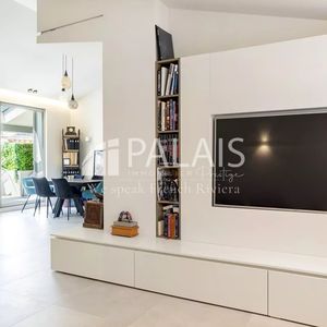 Property in Carre d'Argent