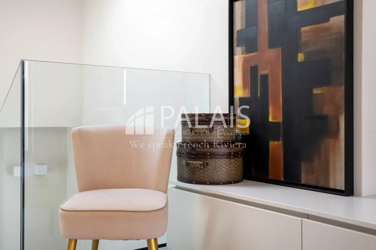 Property photo in Carre d'Argent