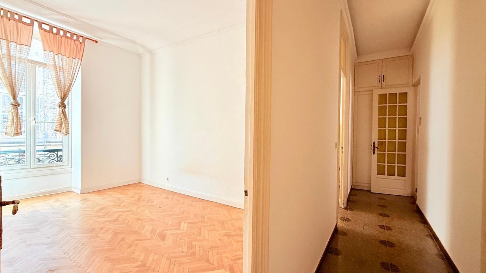 Property photo in Carre d'Argent