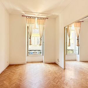 Property in Carre d'Argent