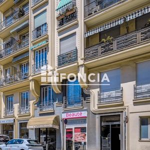 Property in Carre d'Argent