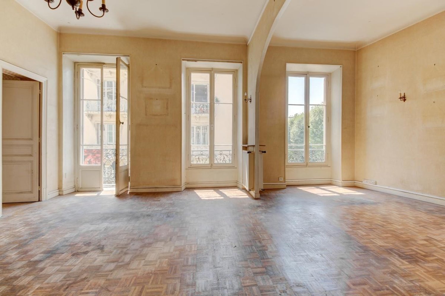 Property photo in Carre d'Argent