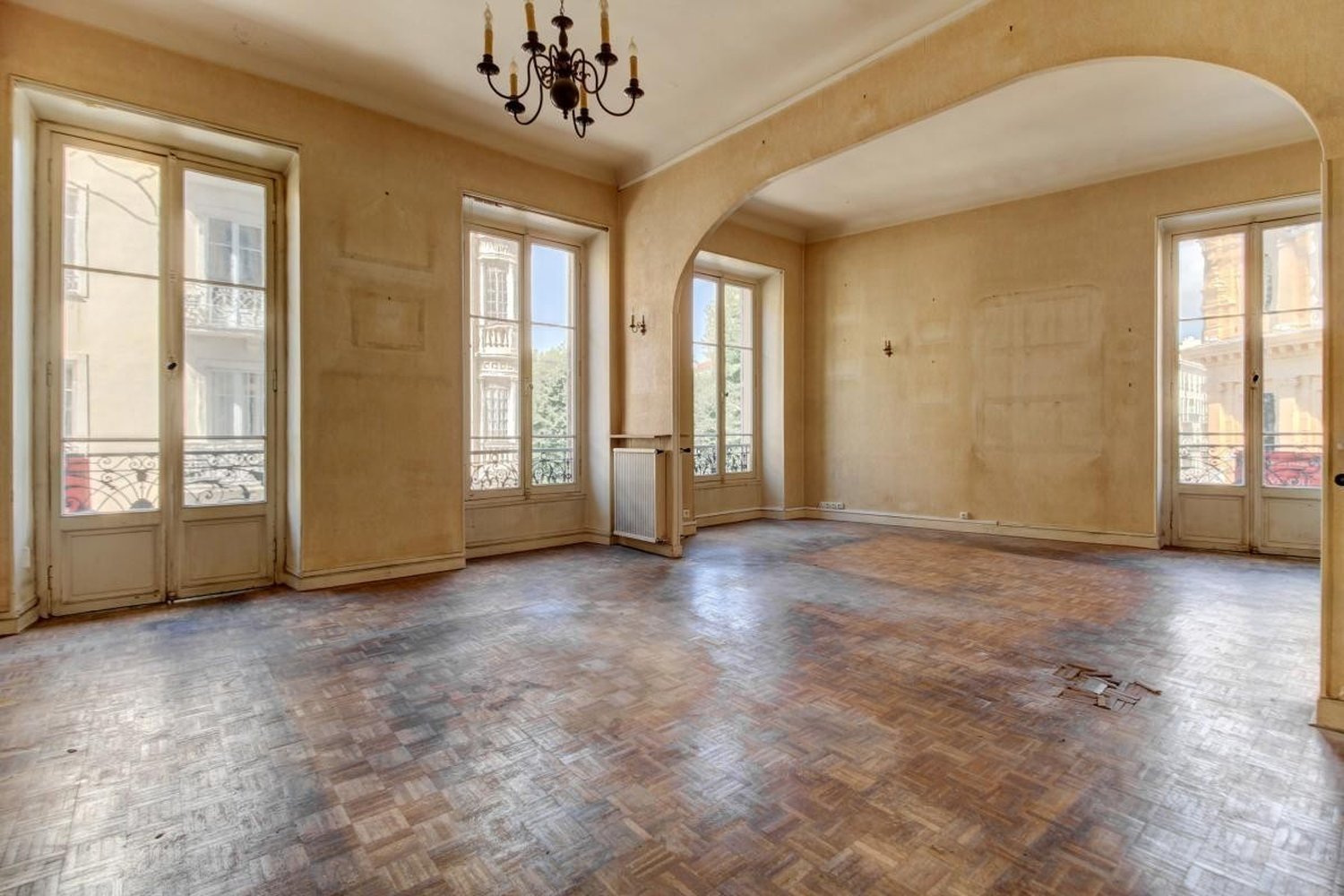 Property photo in Carre d'Argent
