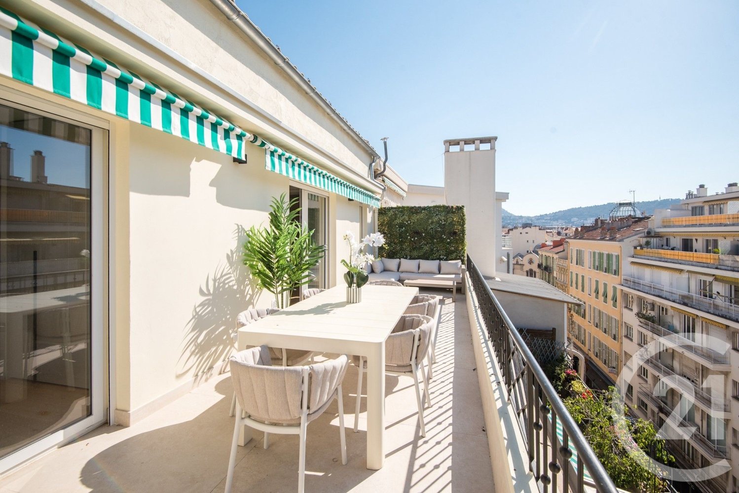Property photo in Carre d'Argent