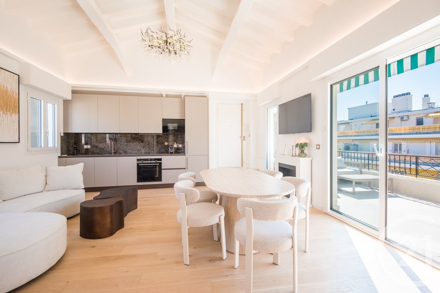 Property photo in Carre d'Argent
