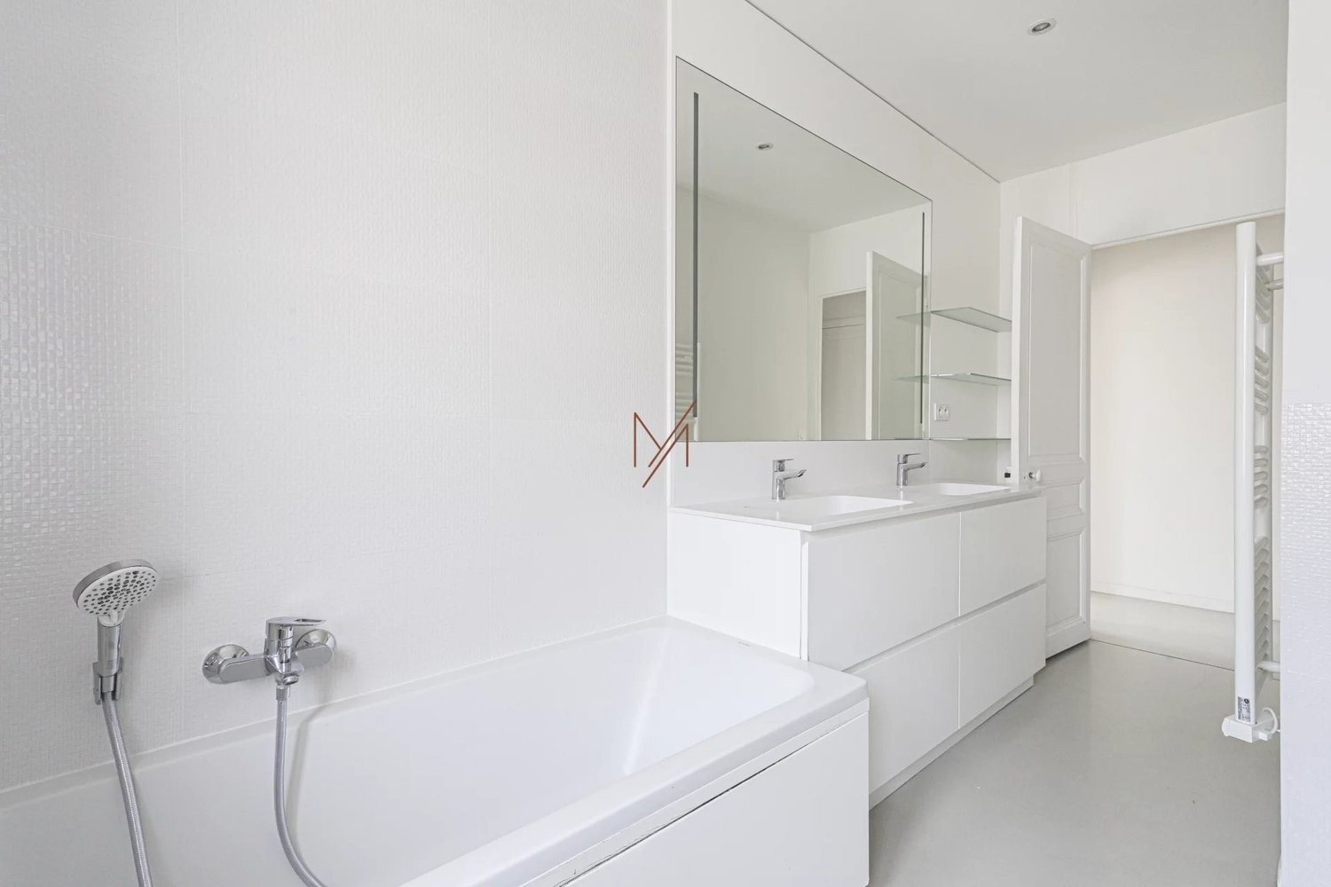 Property photo in Carre d'Argent