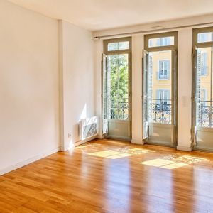 Property in Carre d'Argent