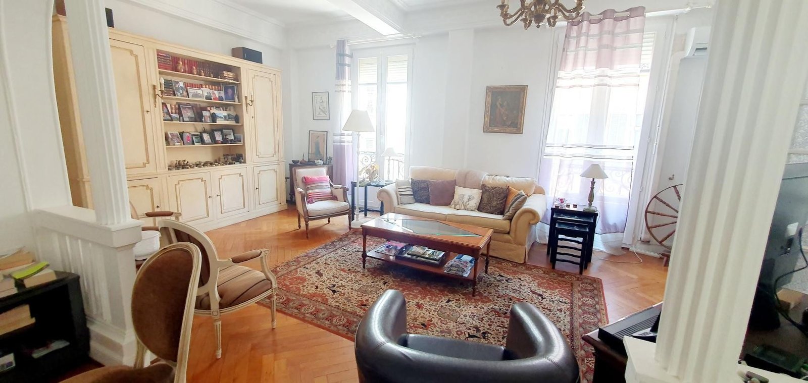 Property photo in Carre d'Argent