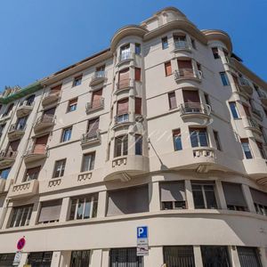 Property in Carre d'Argent