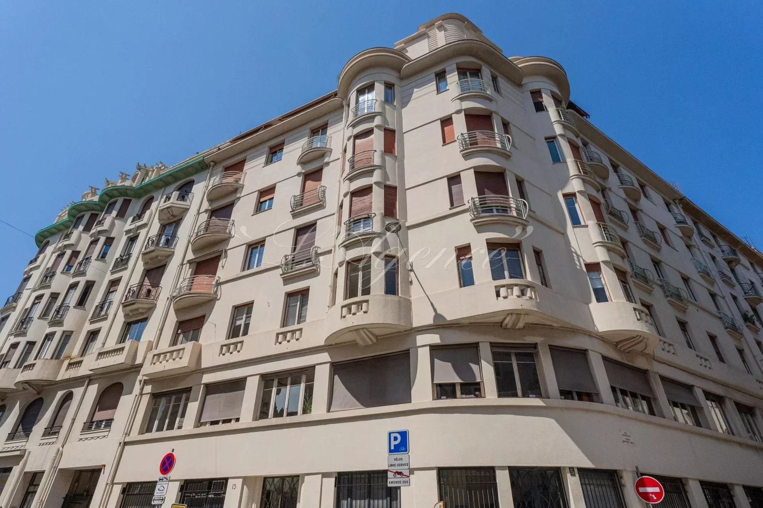 Property photo in Carre d'Argent