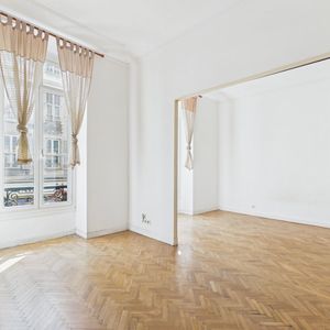 Property in Carre d'Argent