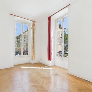 Property in Carre d'Argent