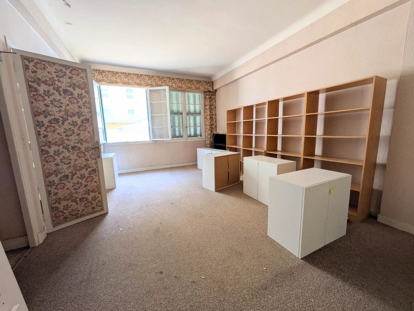 Property photo in Carre d'Argent