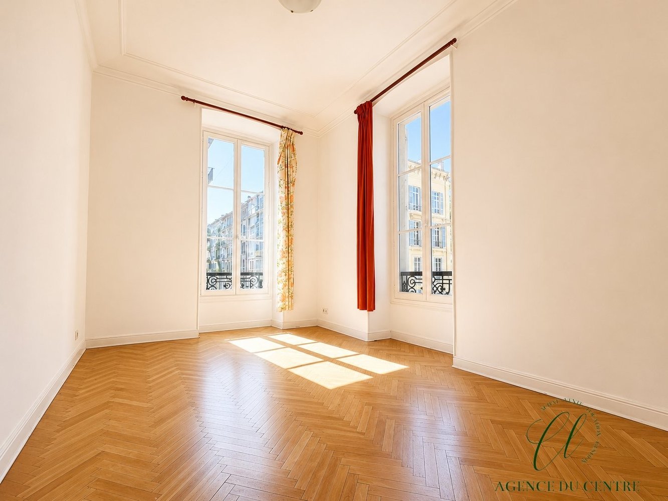 Property photo in Carre d'Argent