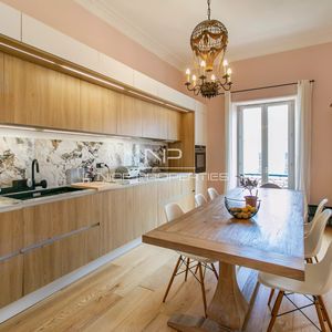 Property in Carre d'Argent