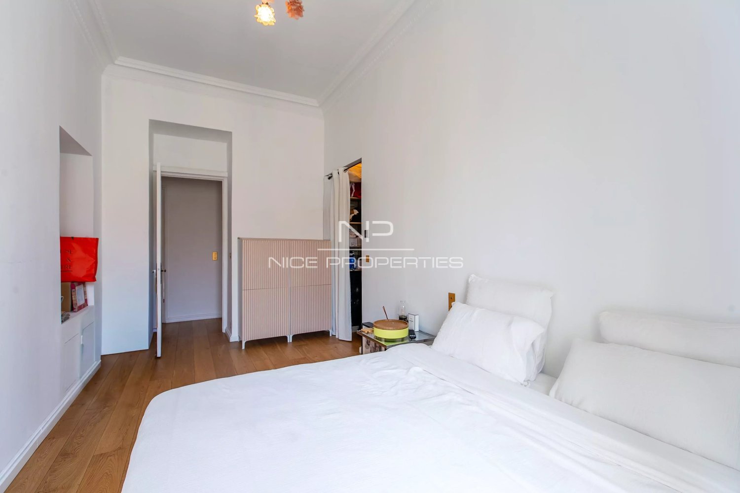 Property photo in Carre d'Argent