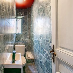 Property in Carre d'Argent