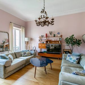 Property in Carre d'Argent