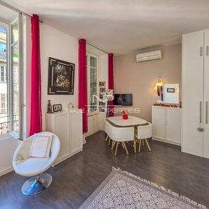 Property in Carre d'Argent