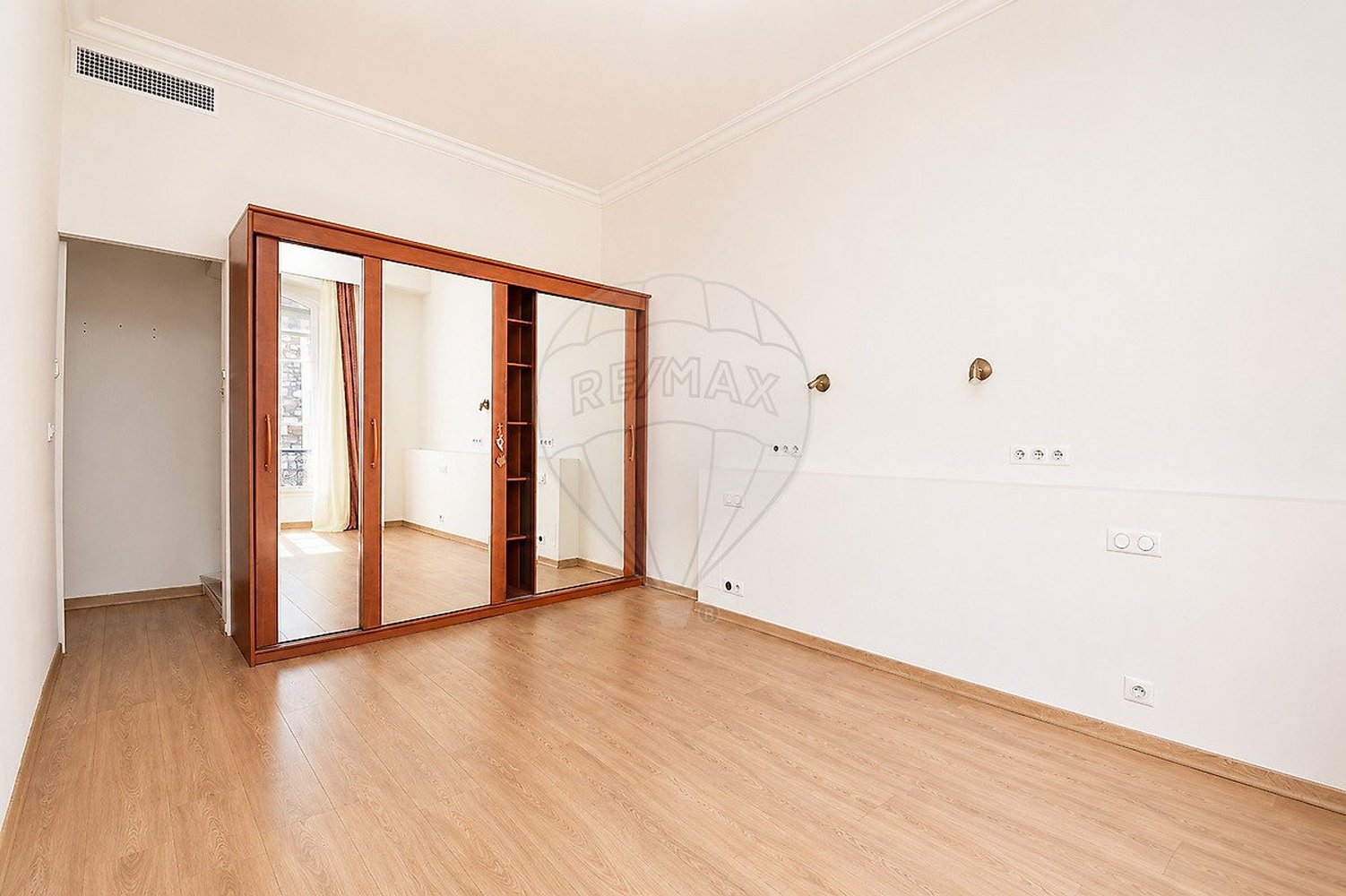 Property photo in Carre d'Or