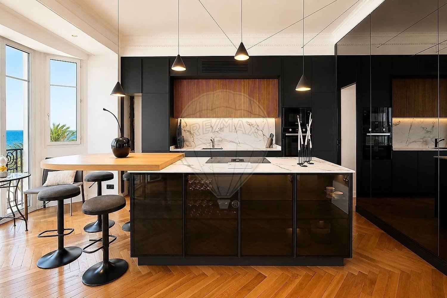 Property photo in Carre d'Or