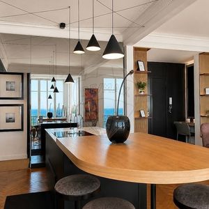 Property in Carre d'Or