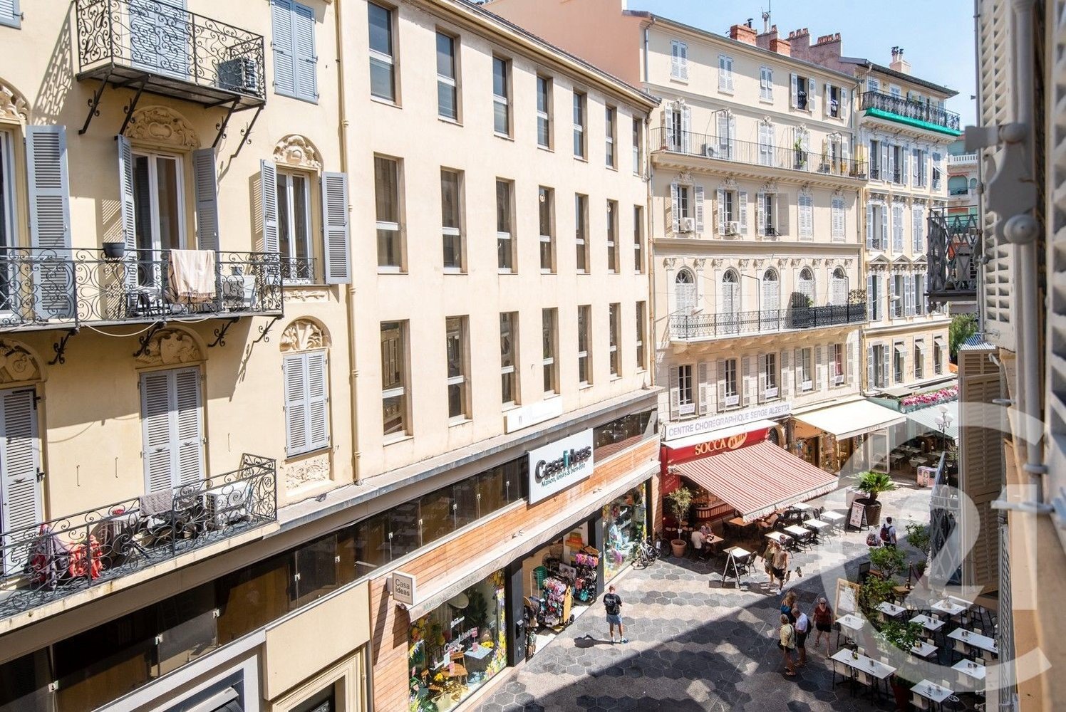 Property photo in Carre d'Or