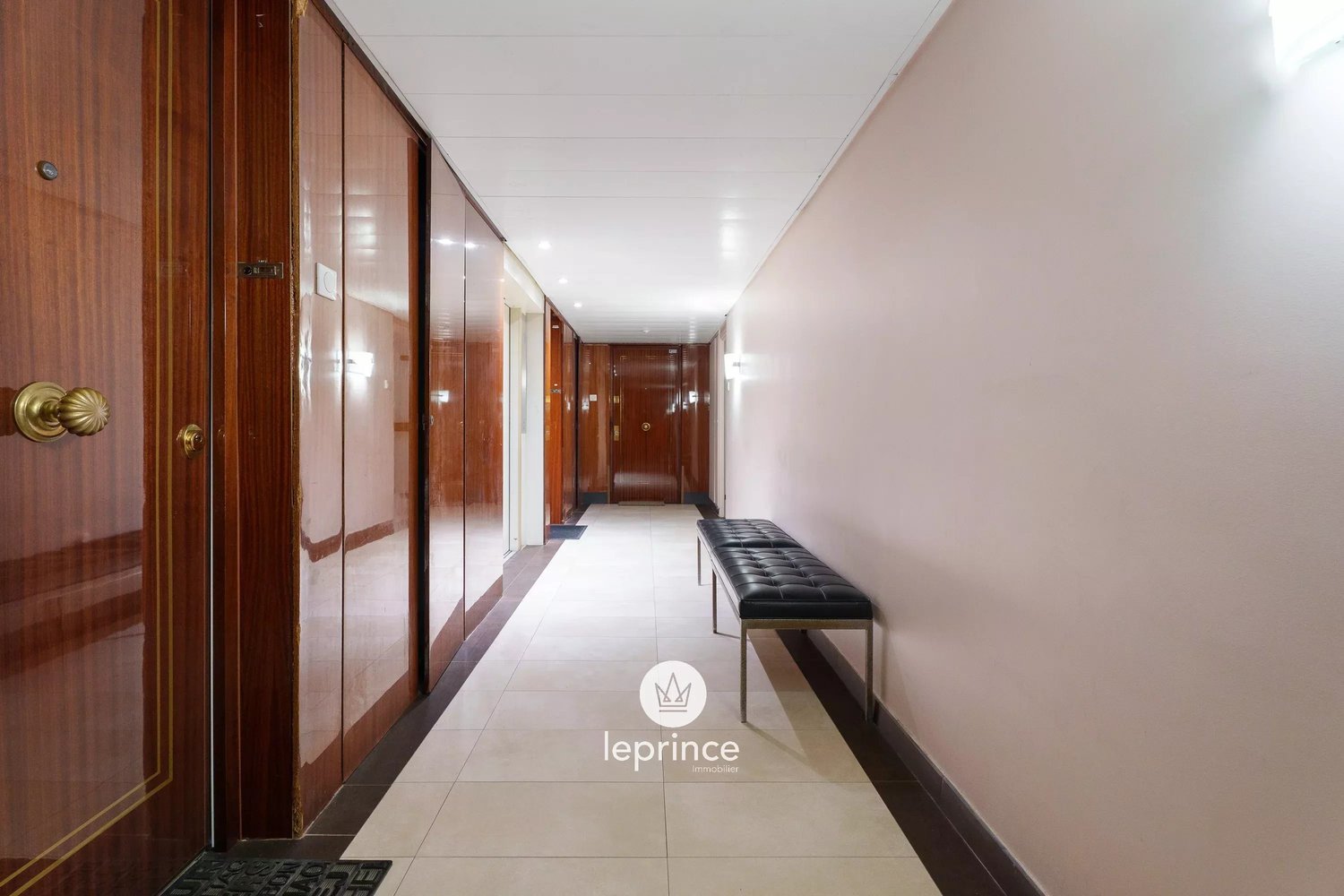 Property photo in Carre d'Or