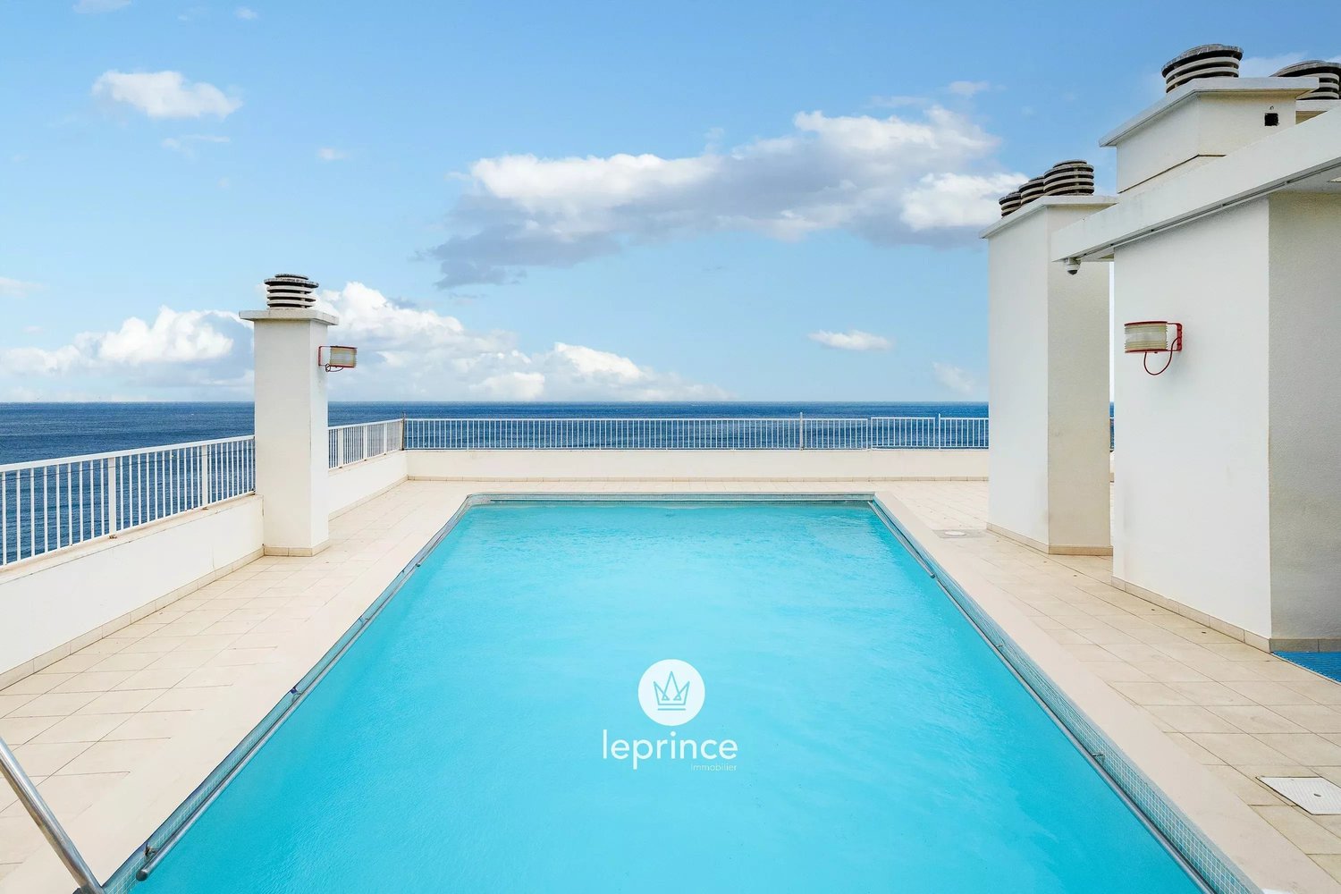 Property photo in Carre d'Or