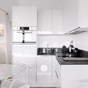 Property in Carre d'Or