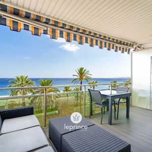 Property in Carre d'Or