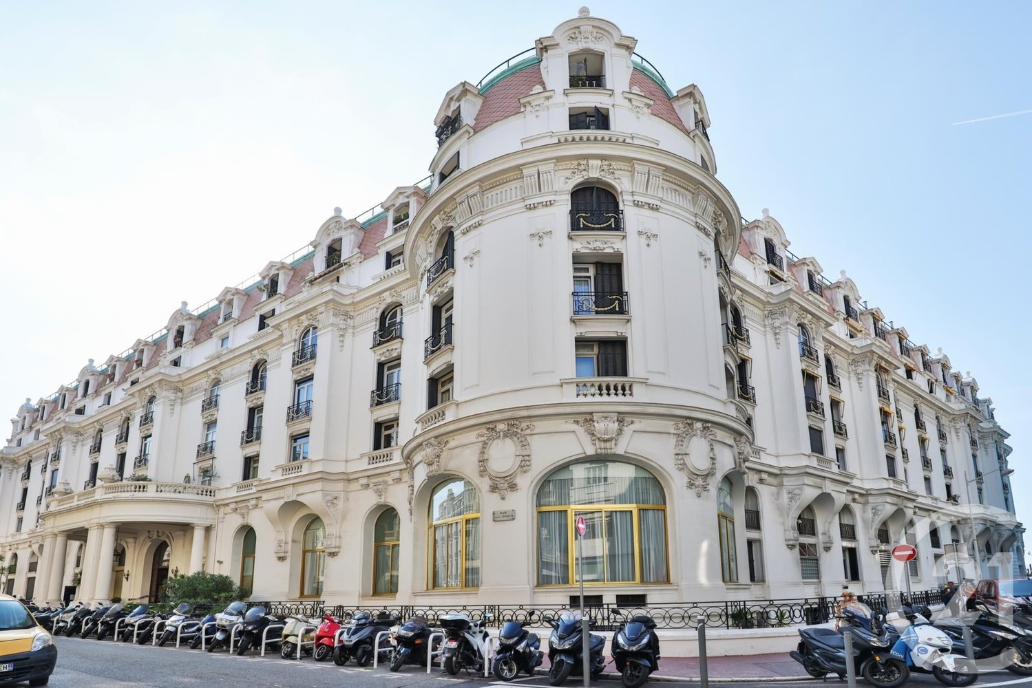 Property photo in Carre d'Or