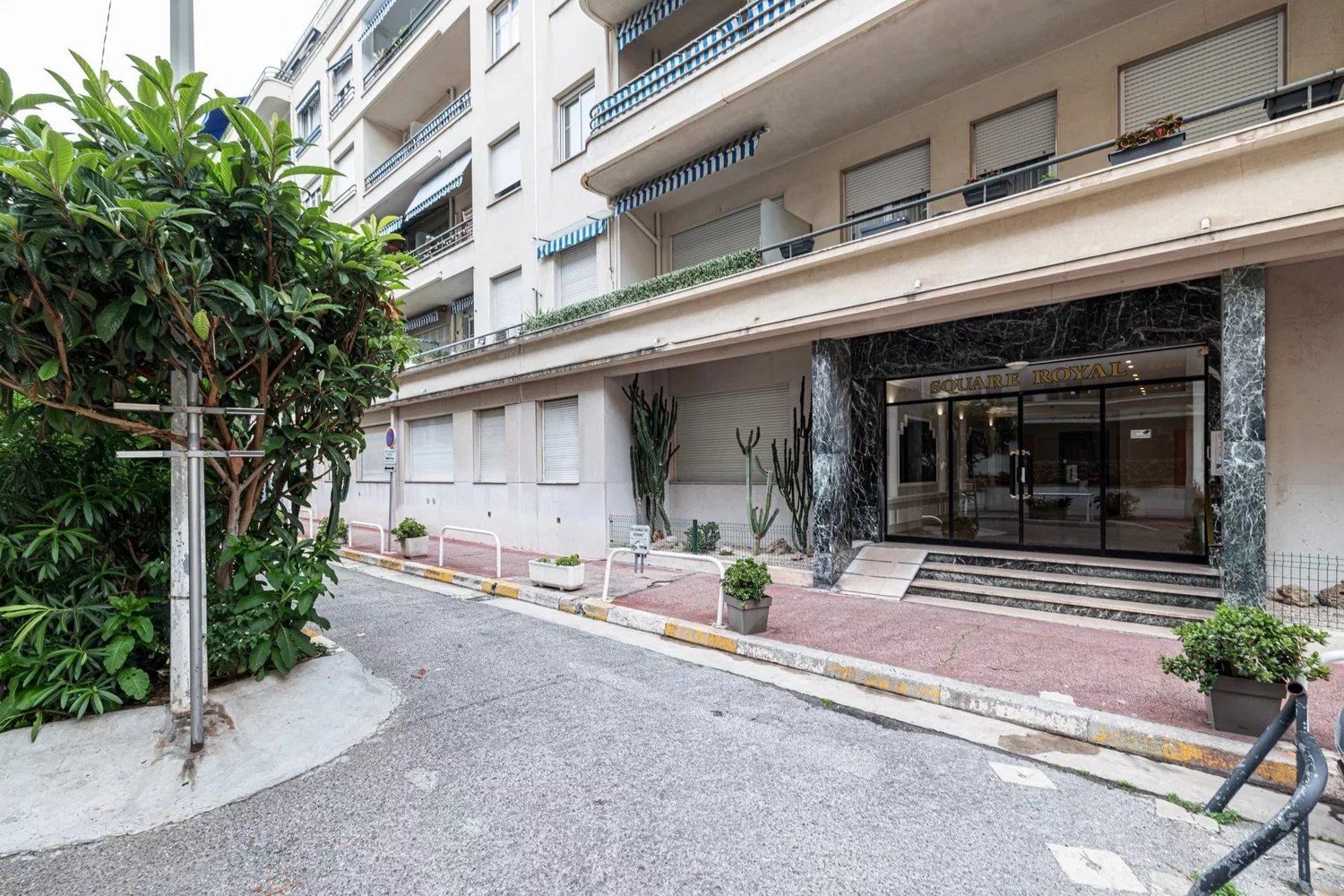 Property photo in Carre d'Or
