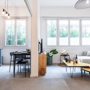 Property in Carre d'Or