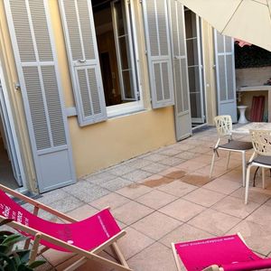 Property in Carre d'Or
