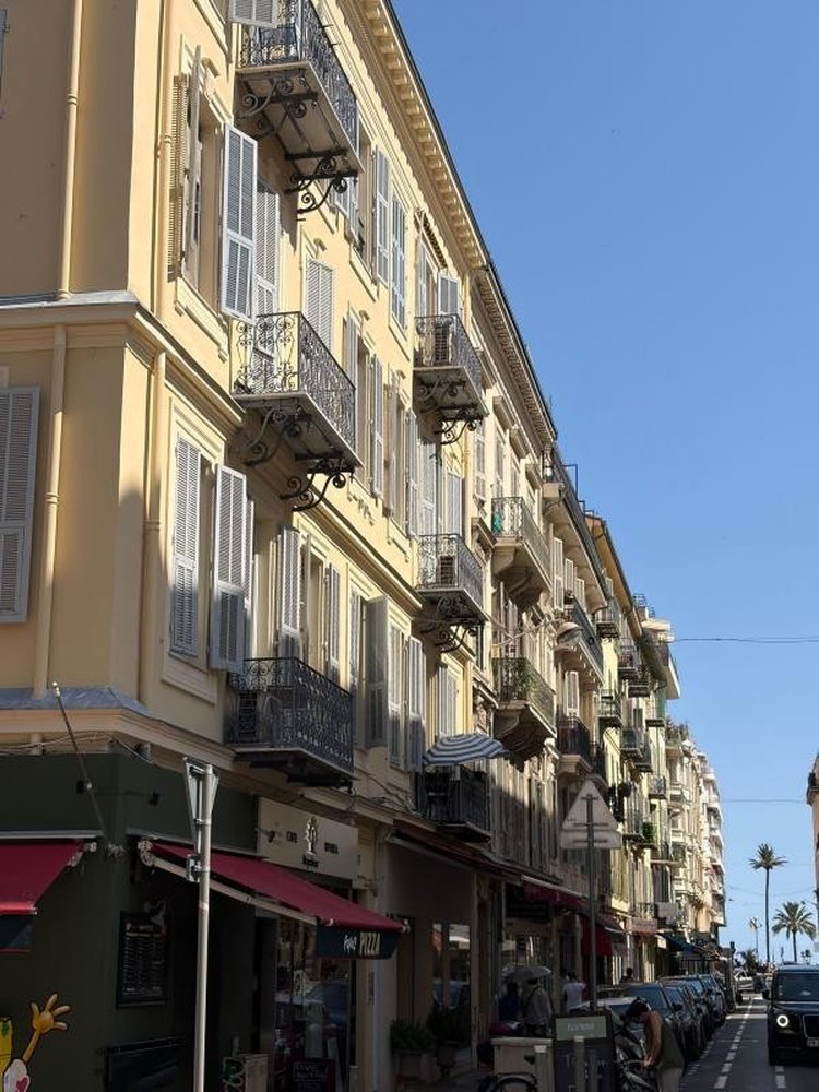 Property photo in Carre d'Or