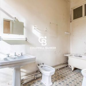 Property in Carre d'Or