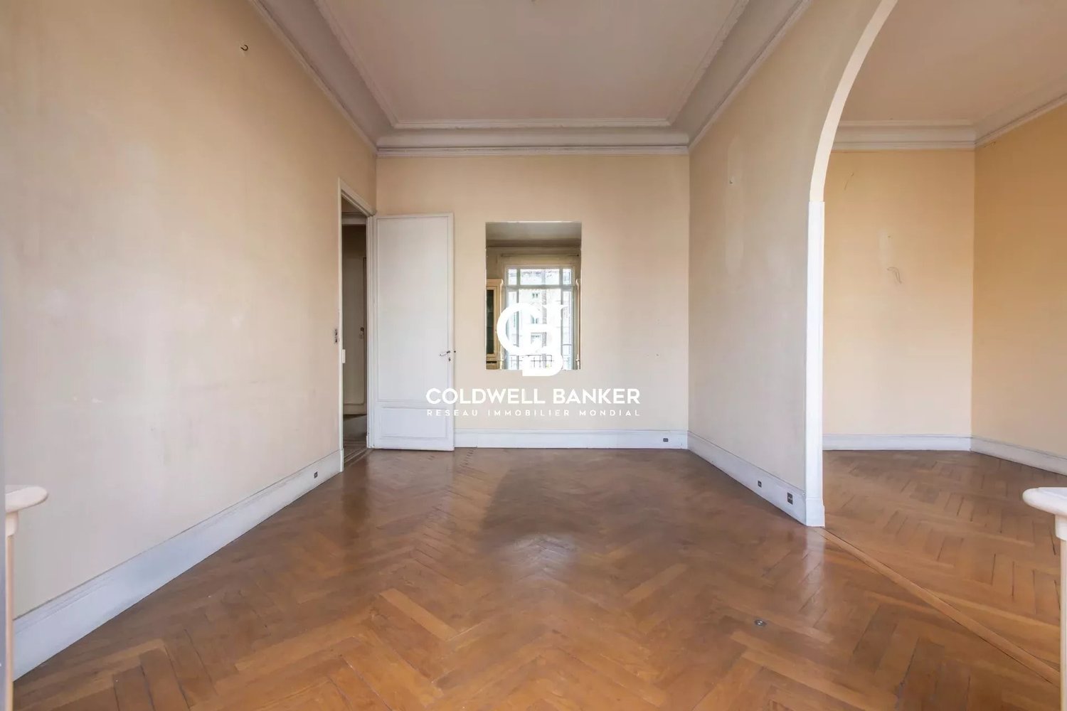 Property photo in Carre d'Or