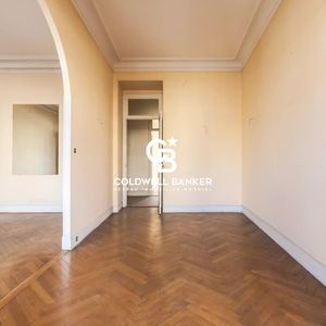 Property in Carre d'Or