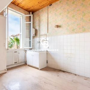 Property in Carre d'Or