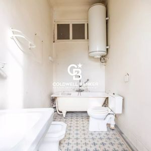 Property in Carre d'Or