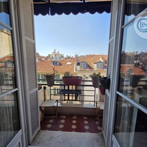 Property in Carre d'Or