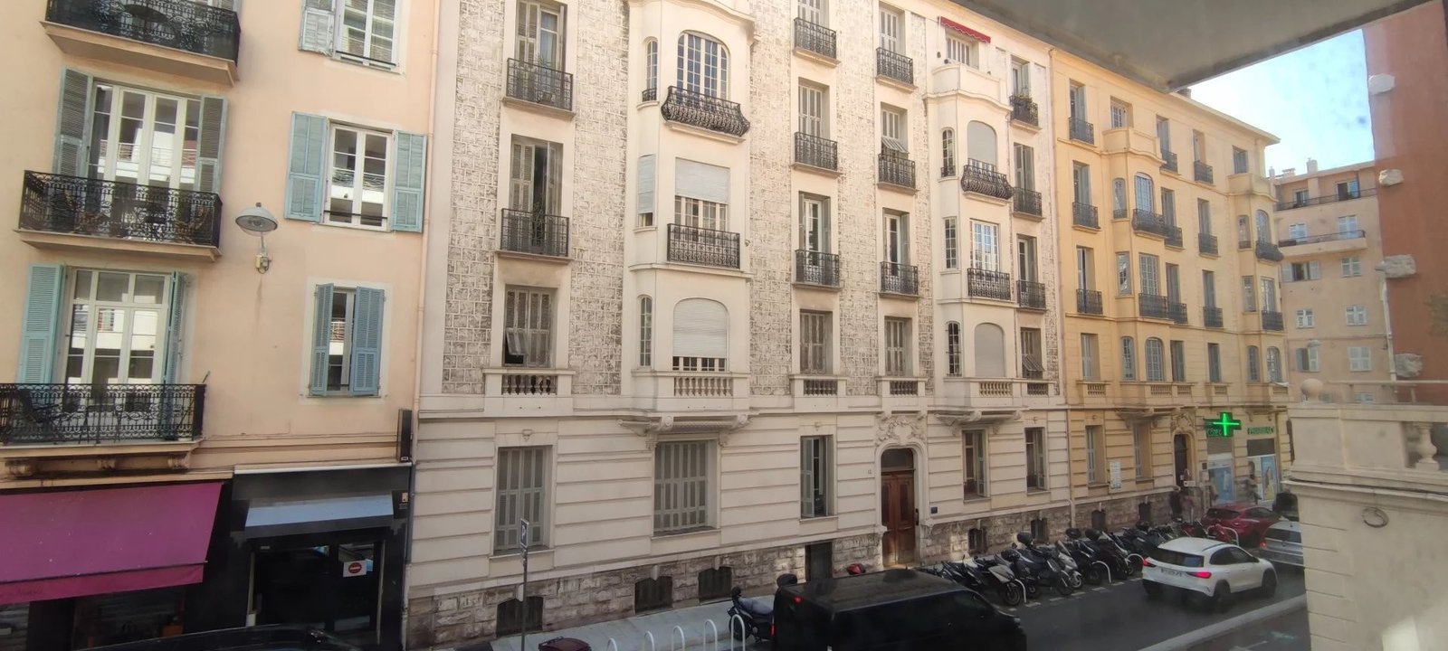 Property photo in Carre d'Or