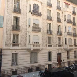 Property in Carre d'Or