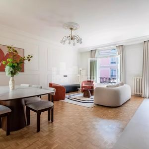 Property in Carre d'Or