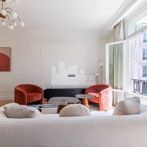 Property in Carre d'Or
