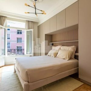 Property in Carre d'Or