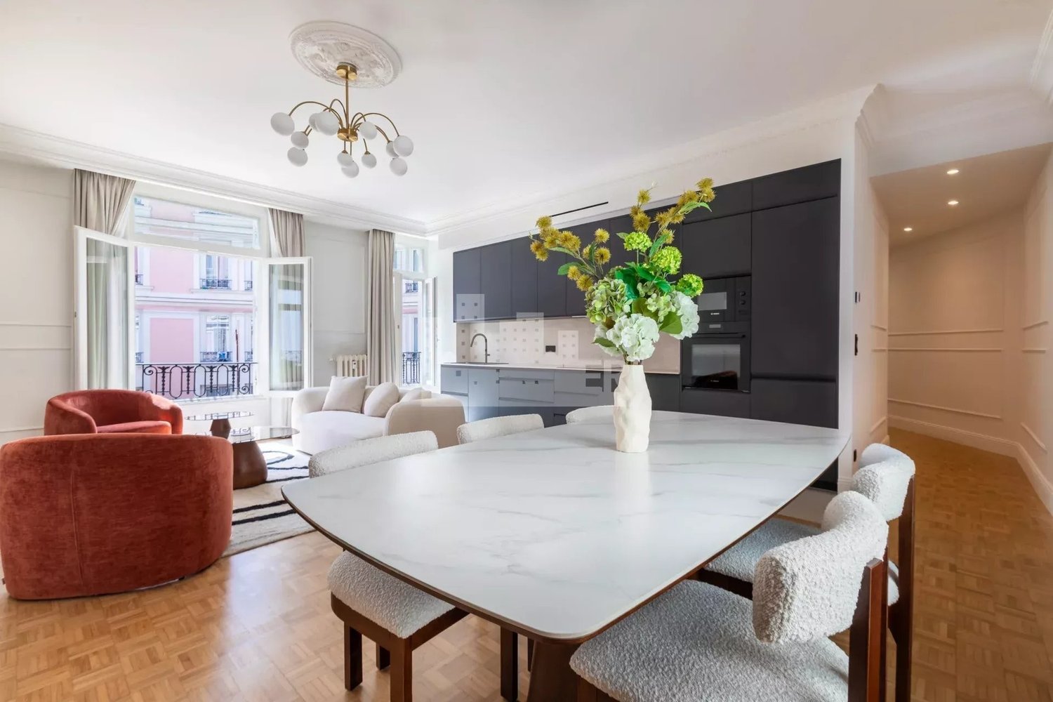 Property photo in Carre d'Or